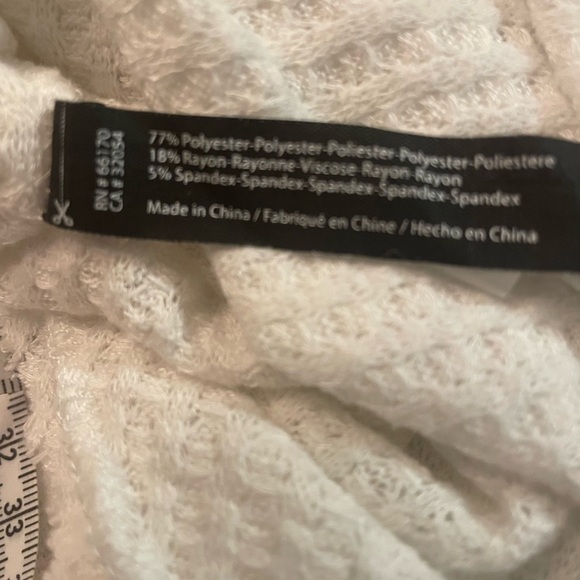 Urban Outfitters UO Out From Under Jojo Thermal Knit Oversized Top Size XS - Picture 7 of 7